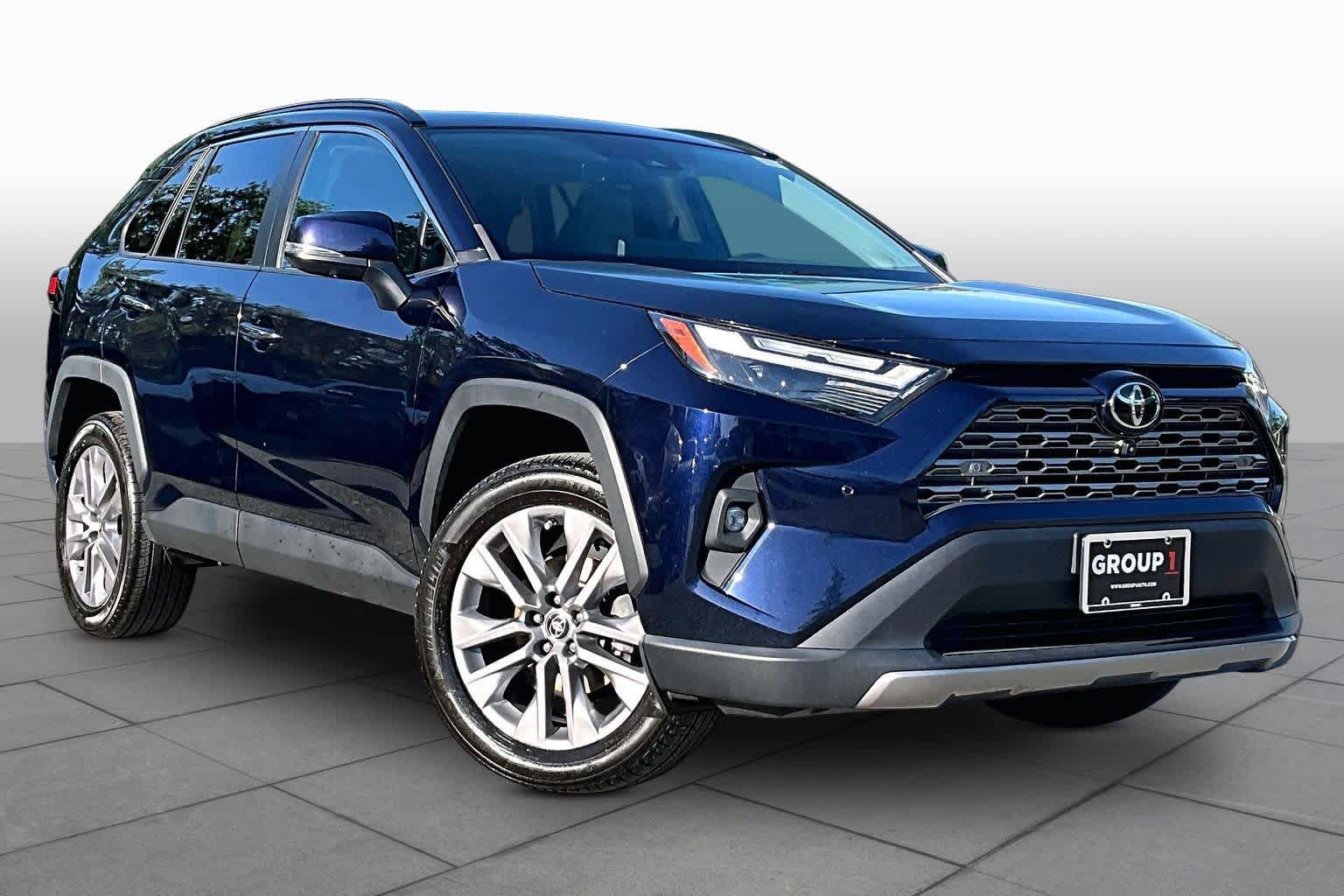 Used 2023 Toyota RAV4 Limited AWD/4WD image 5