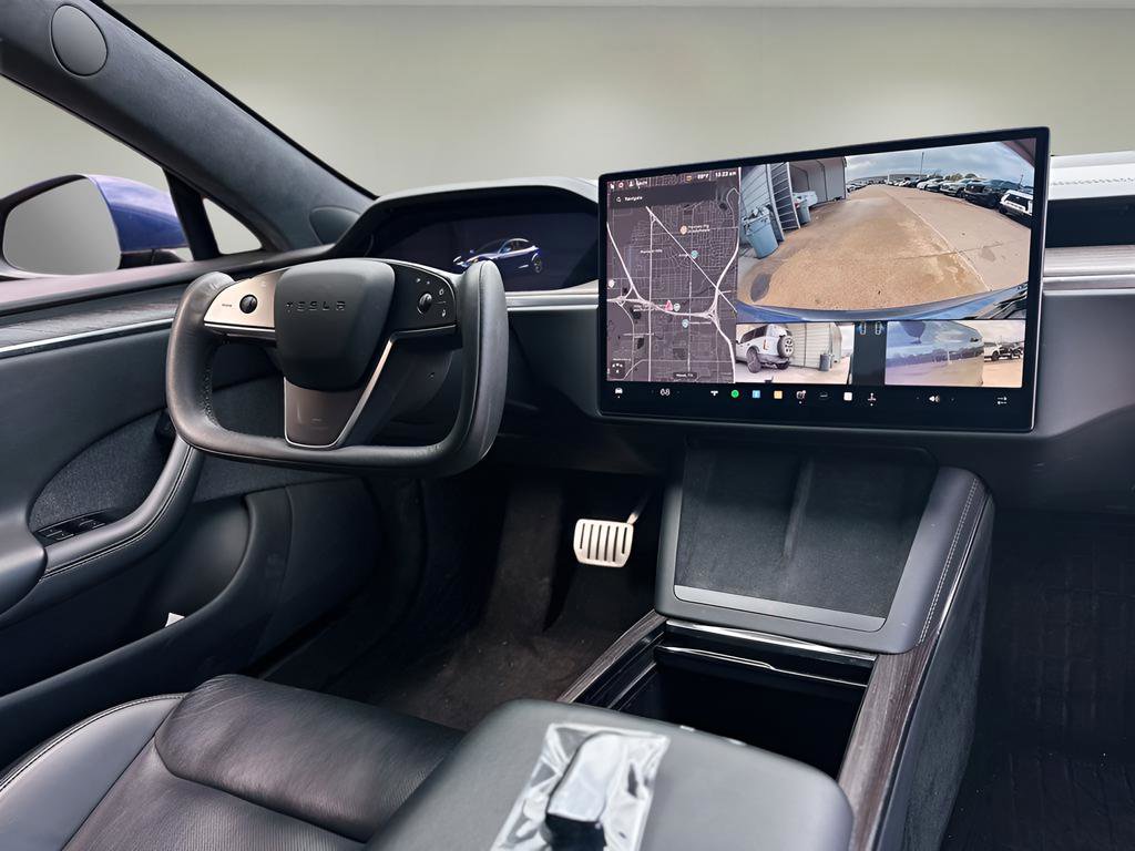 Used 2022 Tesla Model S image 9
