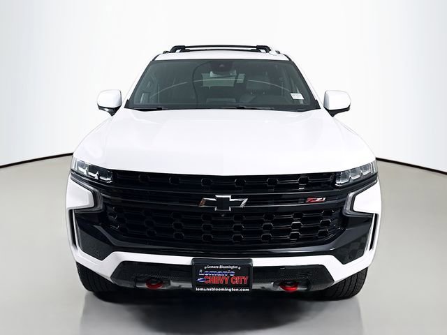 Used 2024 Chevrolet Suburban Z71 w/ Luxury Package image 2