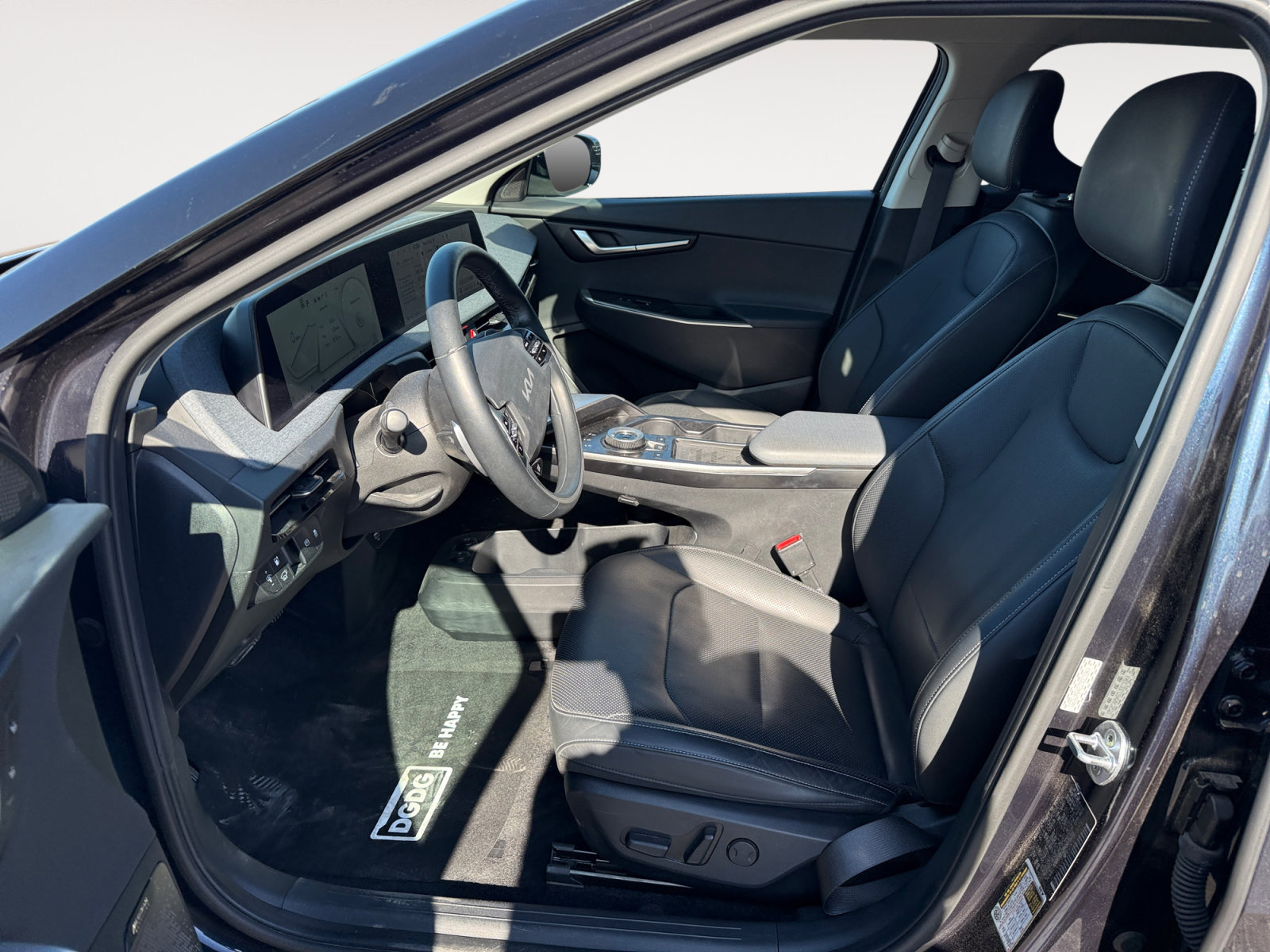 Used 2022 Kia EV6 Wind w/ Wind Technology Package AWD/4WD image 10