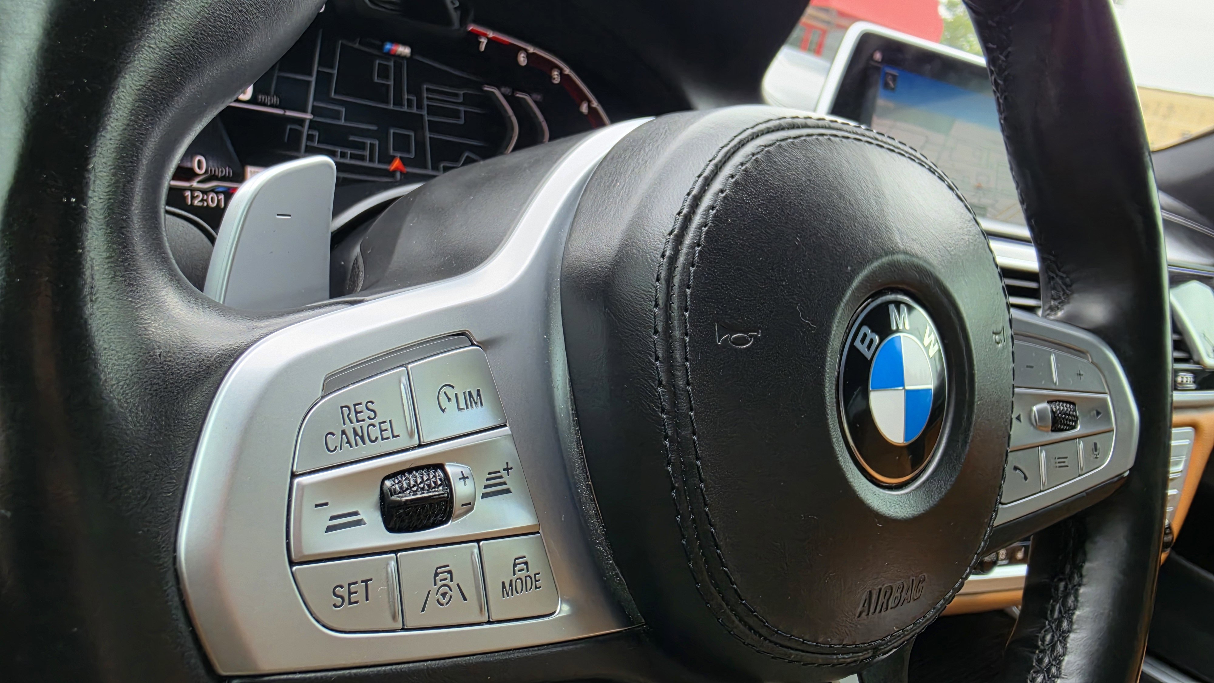 Used 2021 BMW 740i w/ M Sport Package image 48