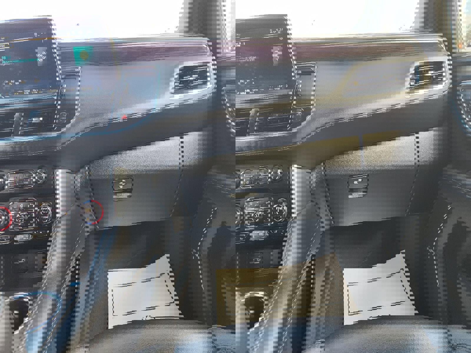 Used 2024 Chevrolet Tahoe LT image 18