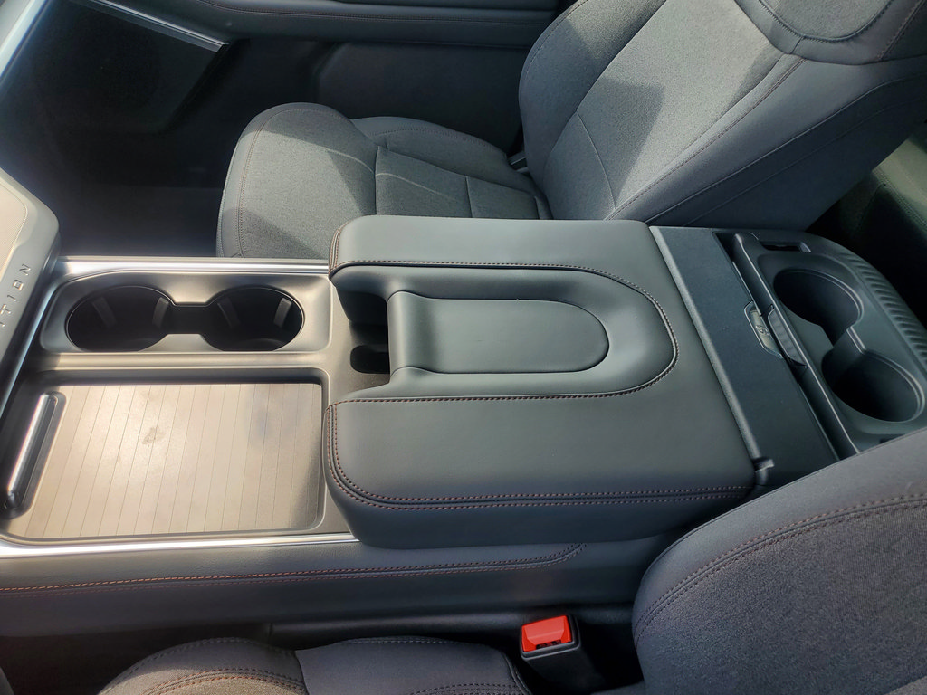 New 2025 Ford Expedition Active AWD/4WD image 38