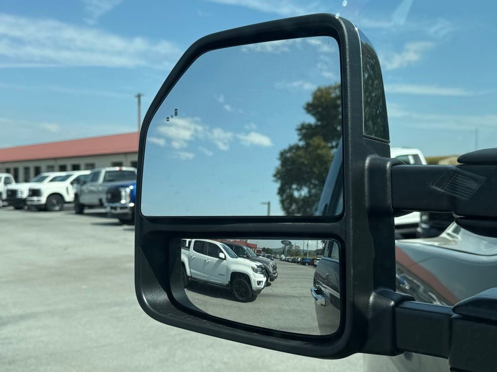 New 2026 Ford F350 Lariat w/ Lariat Premium Package image 14