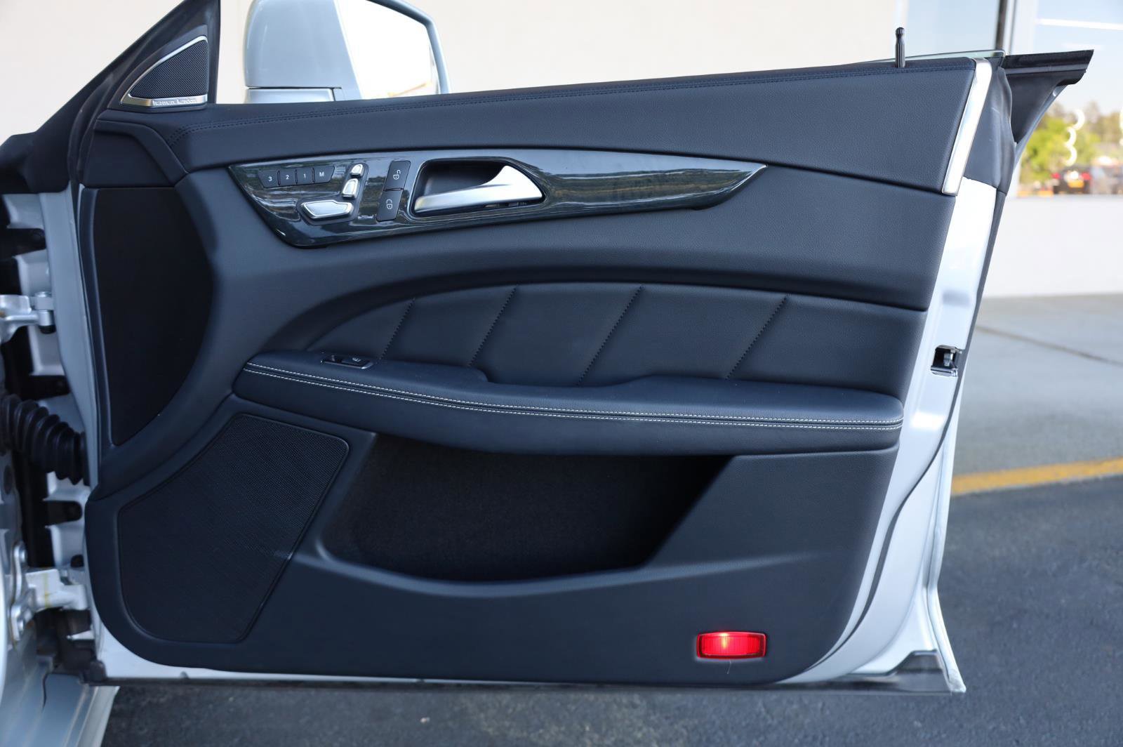 Used 2015 Mercedes-Benz CLS 400 image 22