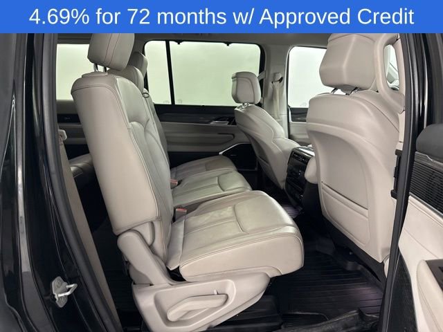 Used 2022 Jeep Wagoneer Series III w/ Convenience Group I image 16