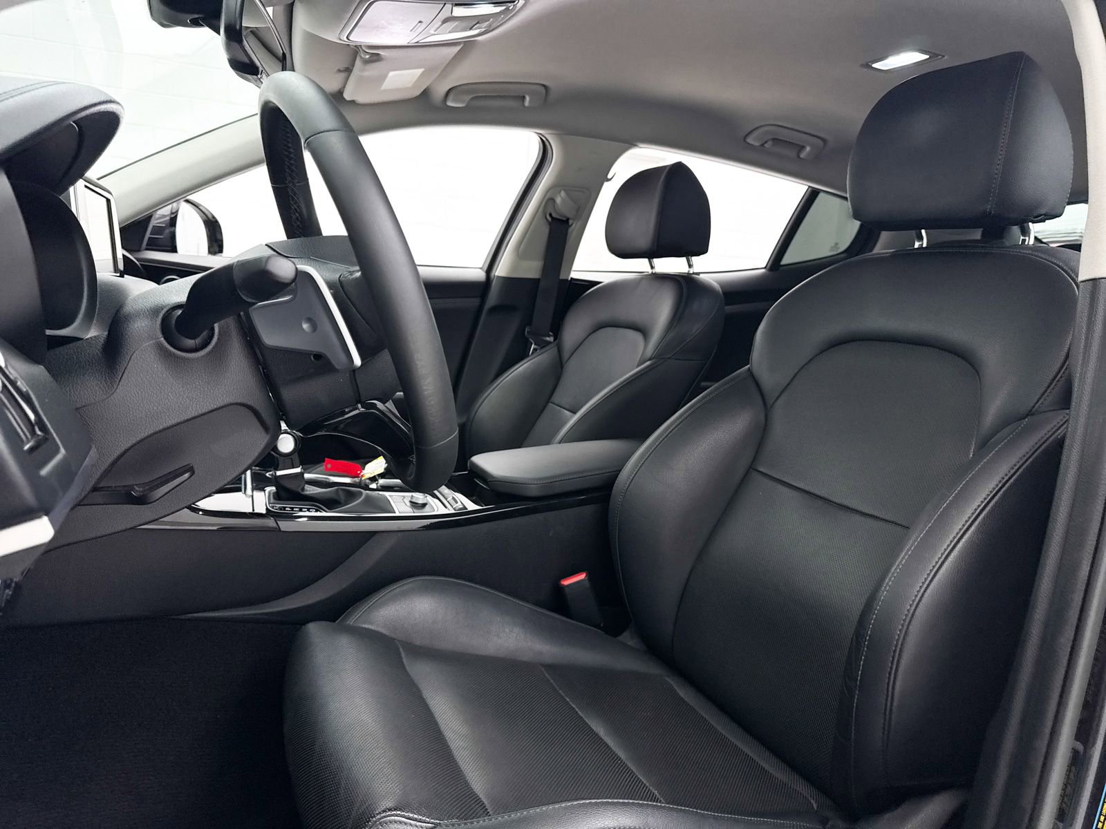 Used 2019 Kia Stinger RWD image 18