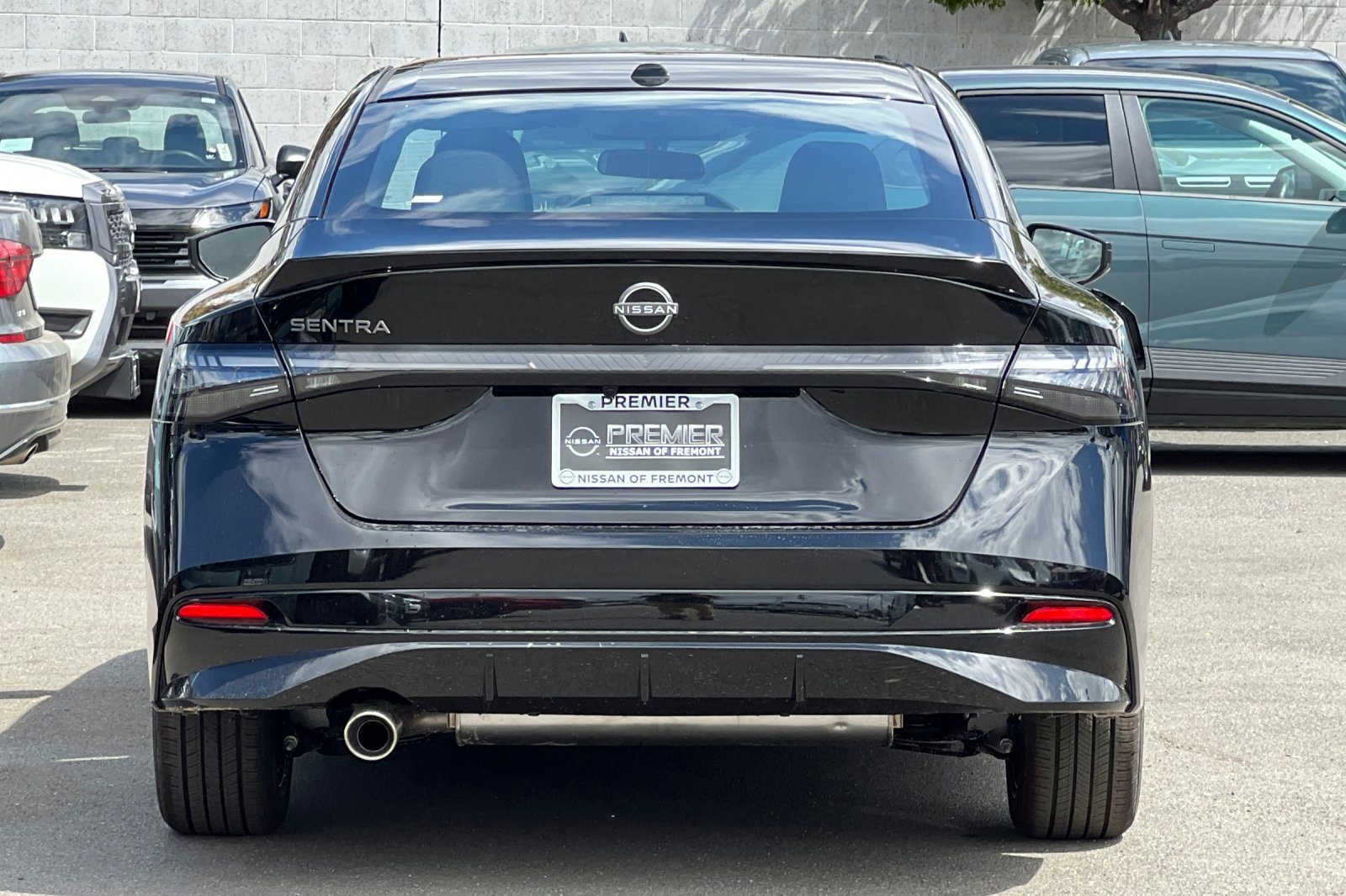 New 2027 Nissan Sentra SR w/ Floor Mat Package FWD image 5