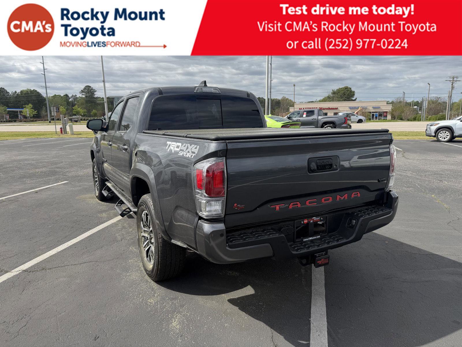 Used 2023 Toyota Tacoma TRD Sport w/ Technology Package image 5