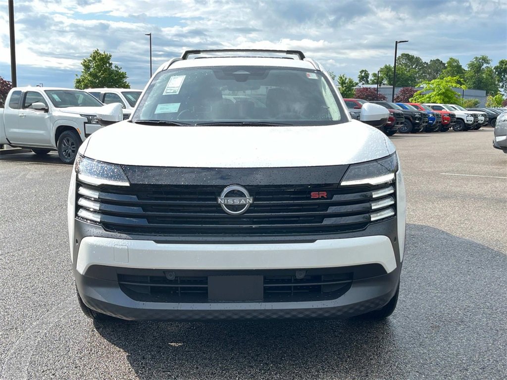 New 2025 Nissan Kicks SR image 9