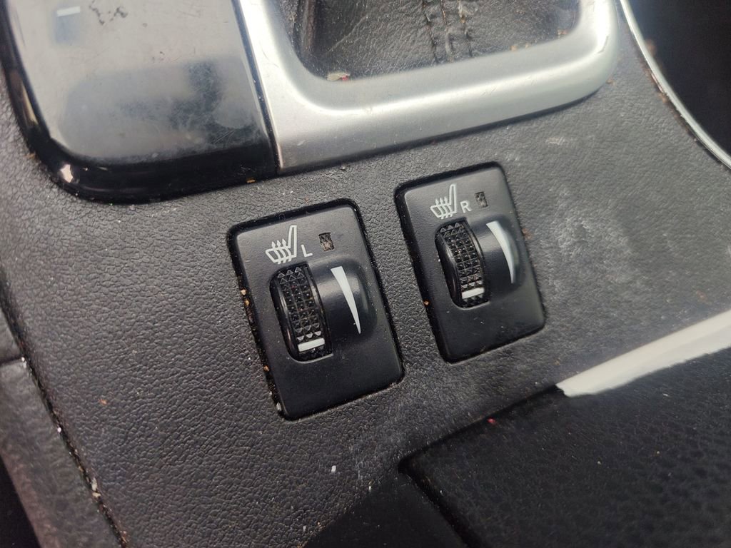 Used 2016 Toyota Highlander XLE image 11