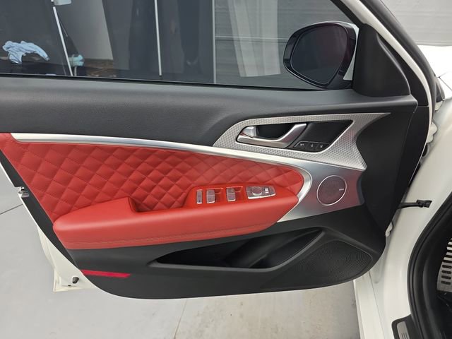 Used 2022 Genesis G70 3.3T Launch Edition image 25