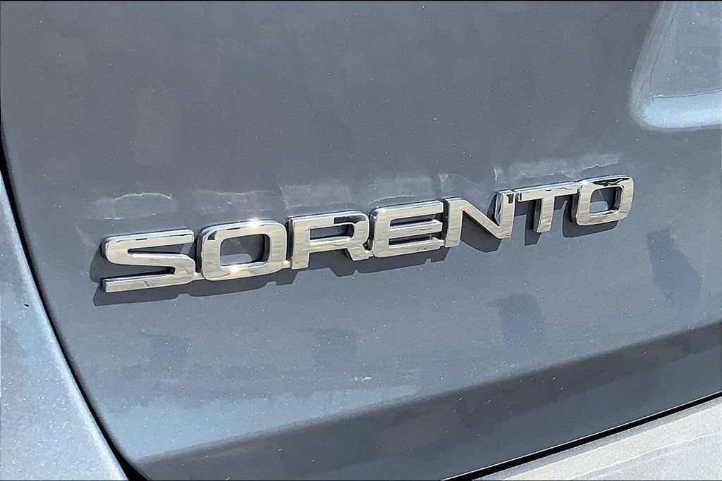 Used 2020 Kia Sorento LX w/ LX I4 Convenience Package image 24