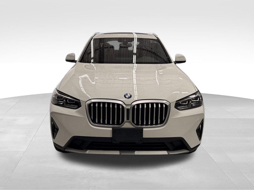 Used 2023 BMW X3 xDrive30i w/ Premium Package AWD/4WD image 8