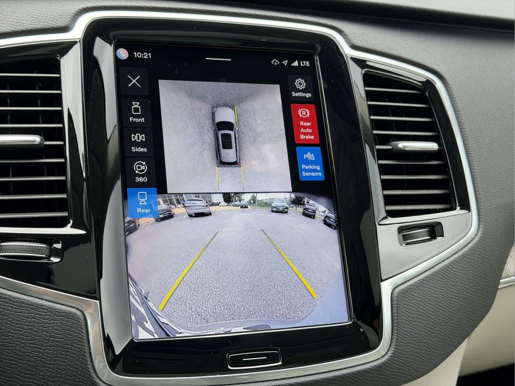 Used 2024 Volvo XC90 B6 Plus w/ Protection Package Premier AWD/4WD image 4