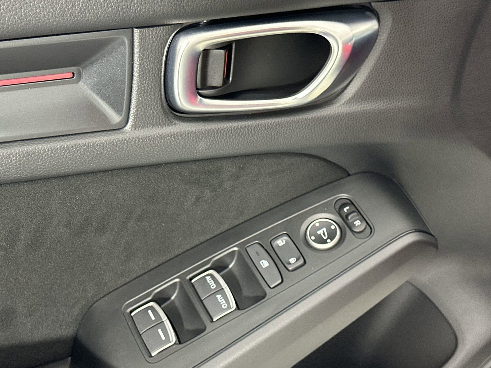 Used 2023 Honda Civic Type R image 13