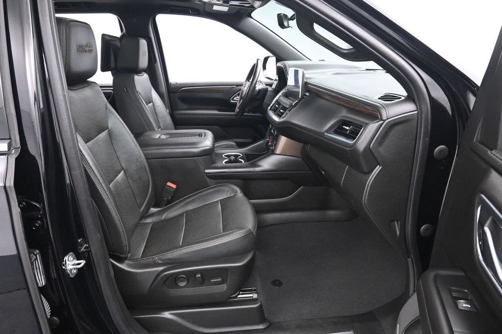 Used 2021 Chevrolet Tahoe High Country w/ Premium Package AWD/4WD image 27