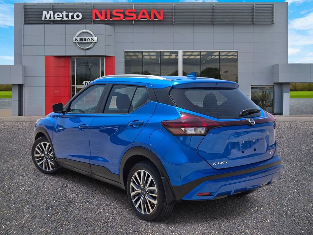 Certified 2024 Nissan Kicks SV FWD image 4