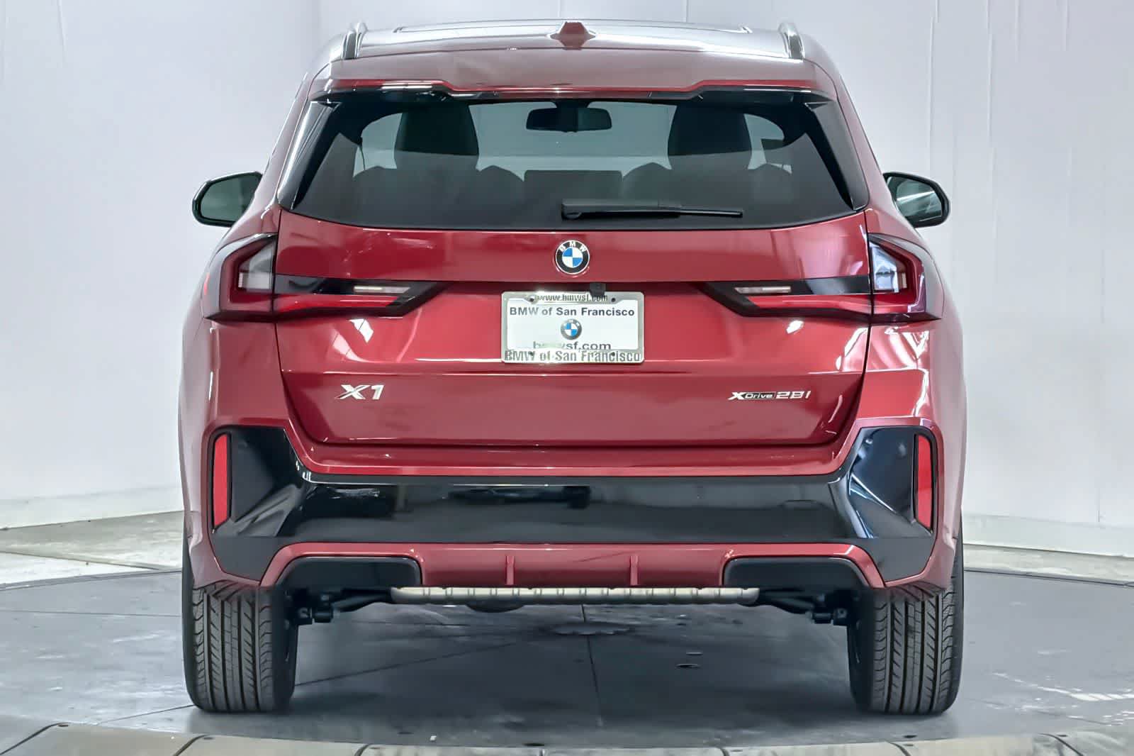 New 2026 BMW X1 xDrive28i w/ M Sport Package AWD/4WD image 7