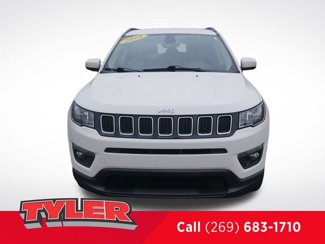 Used 2018 Jeep Compass Latitude w/ Cold Weather Group image 2
