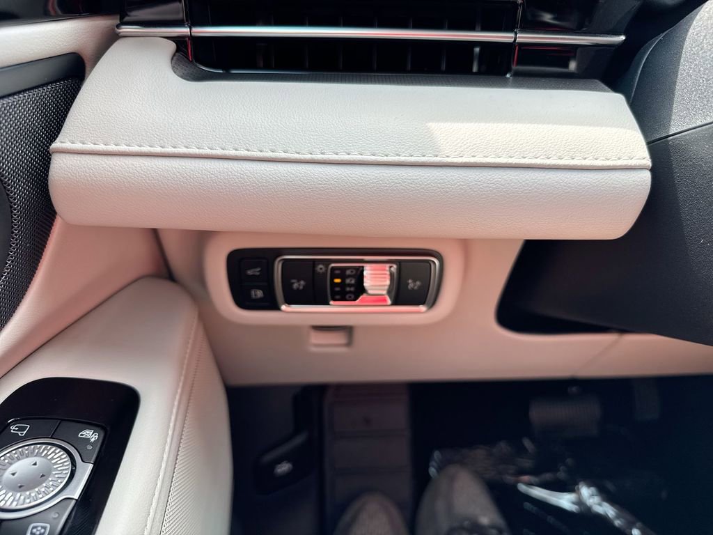 New 2026 Lincoln Nautilus Premier w/ Equipment Group 102A AWD/4WD image 19