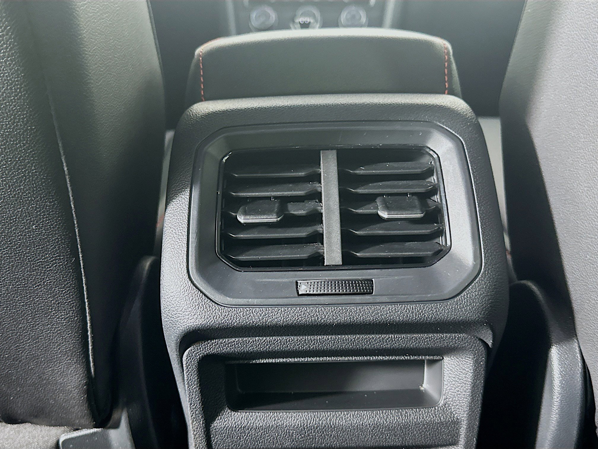 Used 2024 Volkswagen Tiguan Wolfsburg Edition image 26