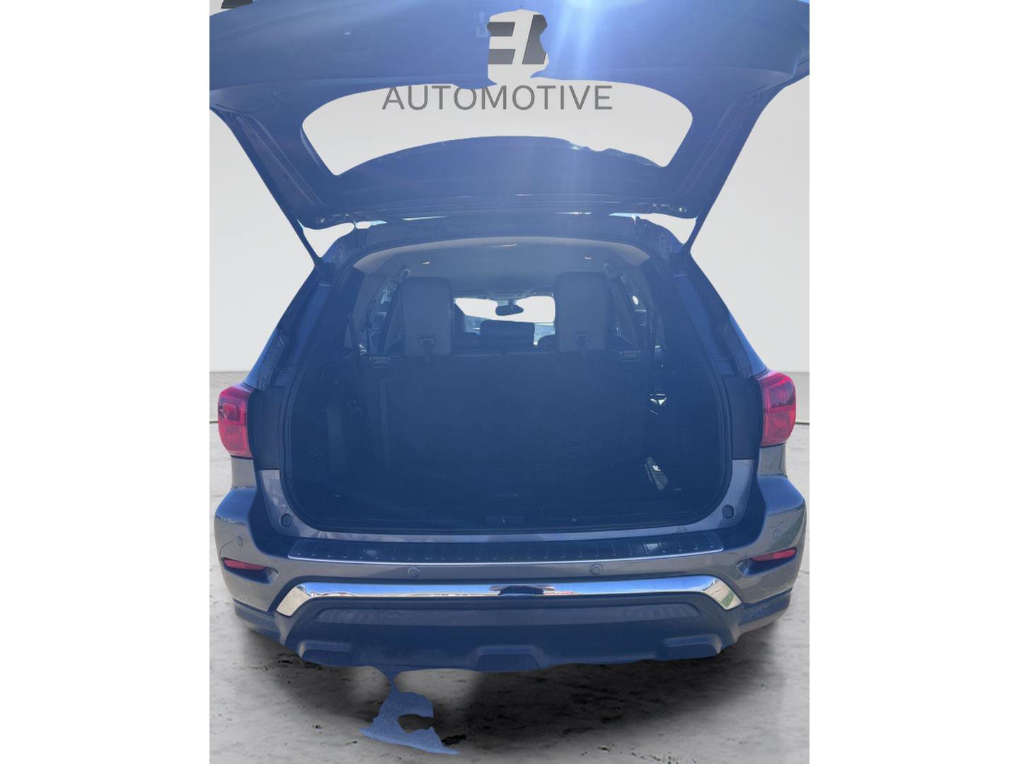 Used 2018 Nissan Pathfinder SL FWD image 27