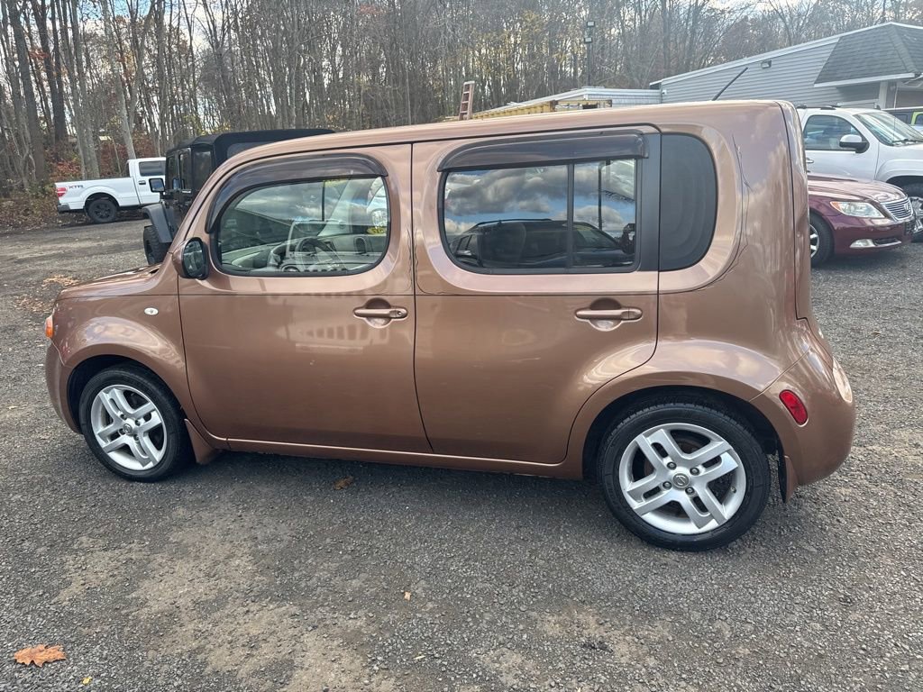 Used 2011 Nissan Cube 1.8 SL w/ Interior Designer Pkg FWD image 21