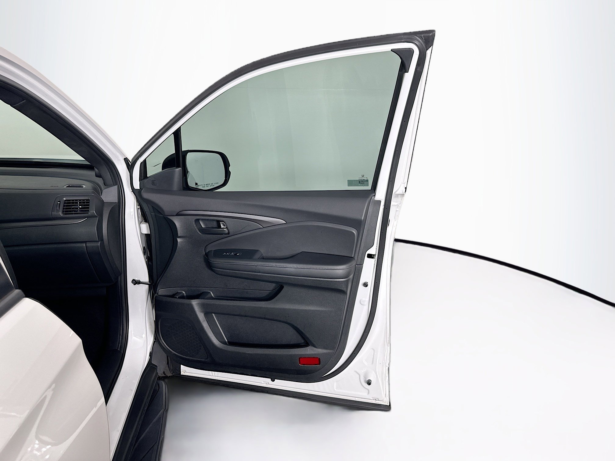 Used 2023 Honda Passport EX-L image 30