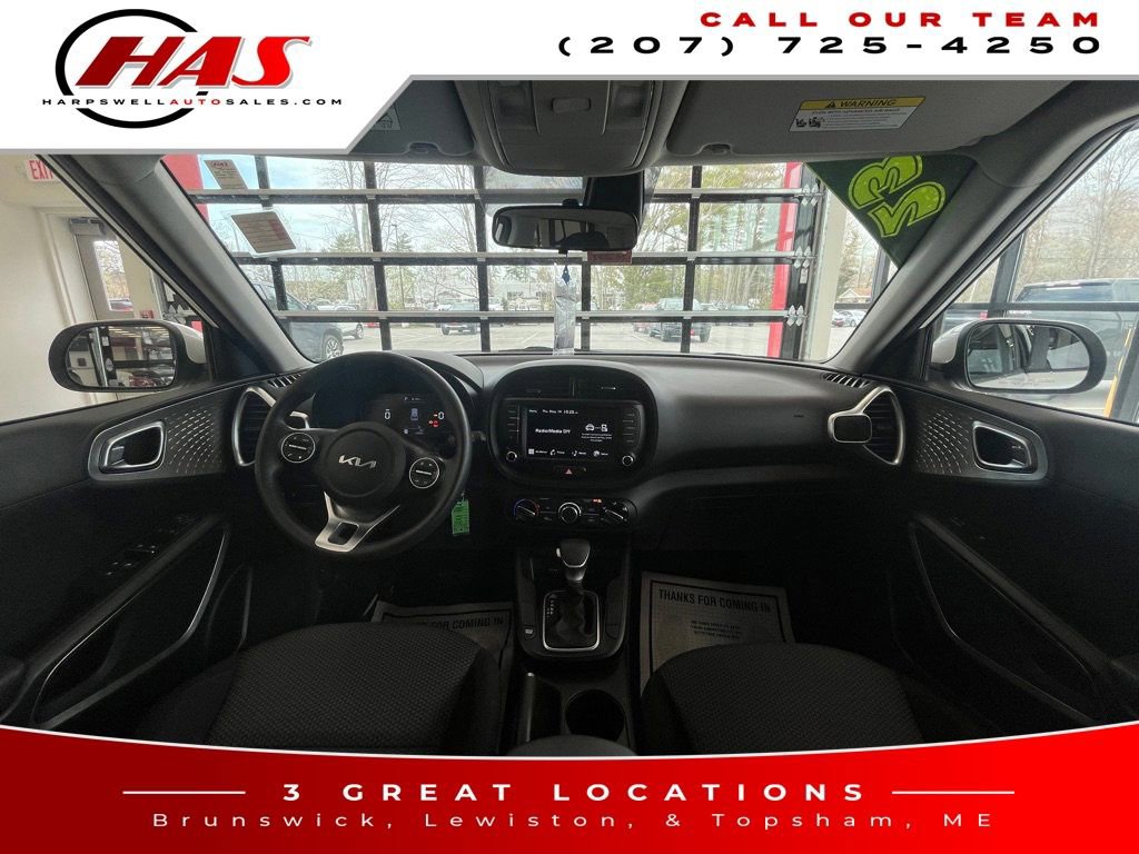 Used 2023 Kia Soul LX FWD image 14