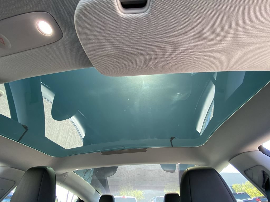 Used 2025 Tesla Model 3 Long Range RWD image 13