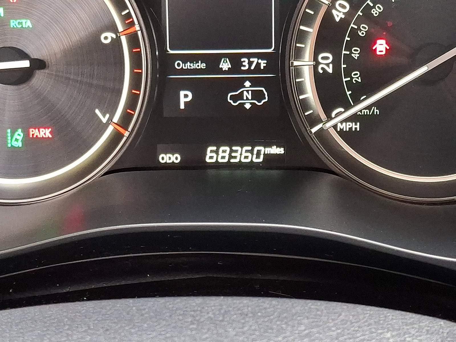 Certified 2020 Lexus LX 570 4WD w/ 3rd Row & Luxury Pkg image 21