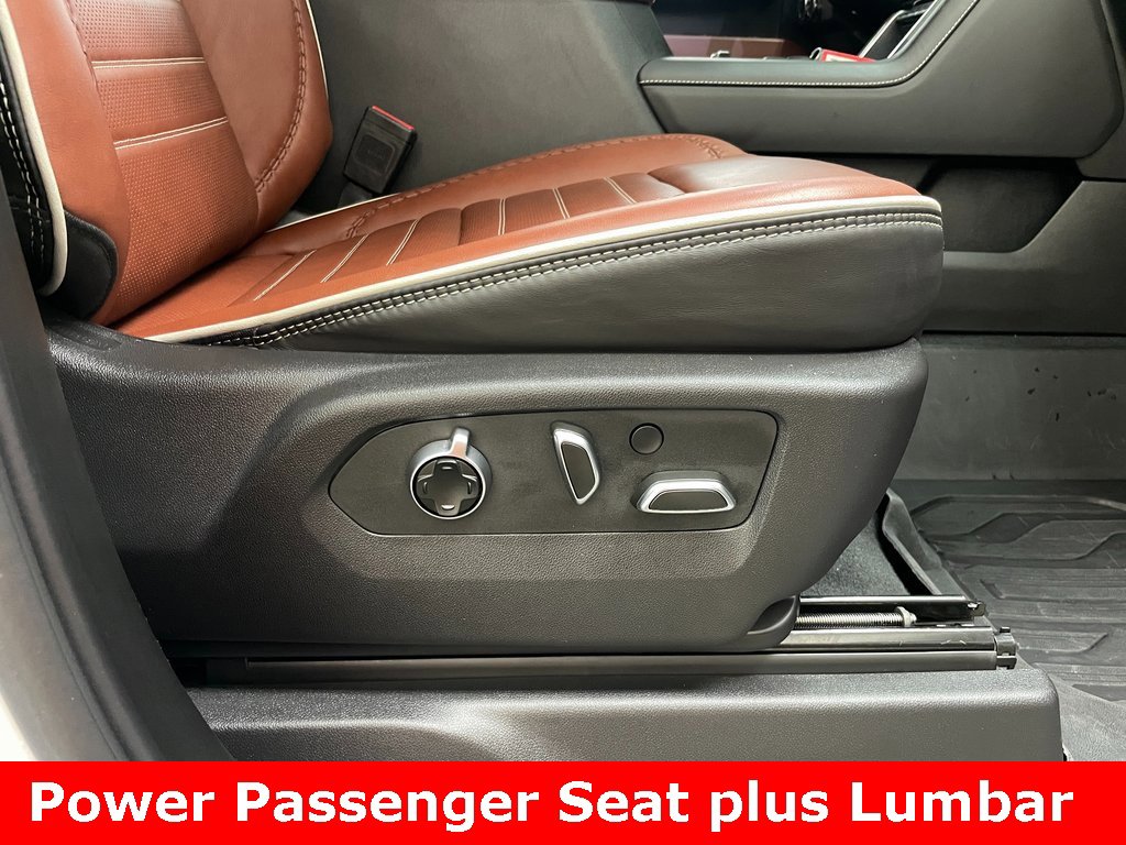 Used 2025 GMC Sierra 2500 Denali Ultimate w/ Max Trailering Package image 12