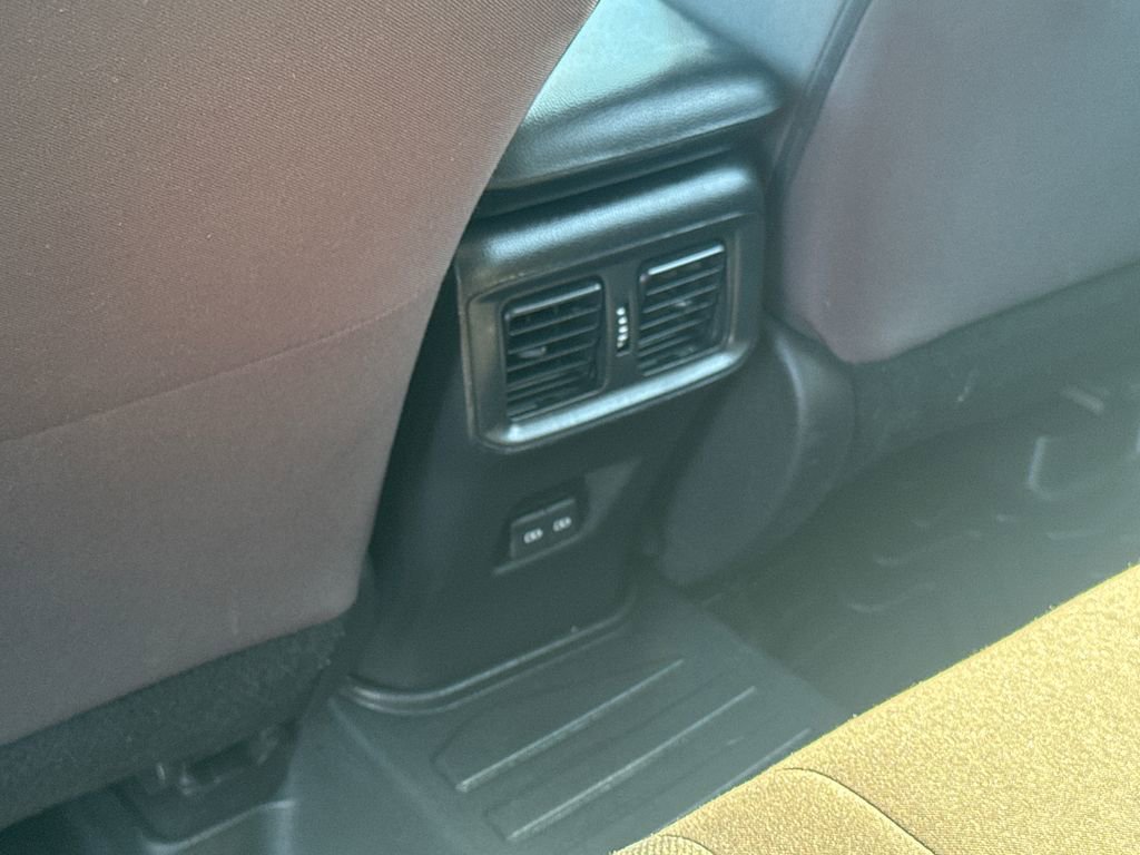 Used 2023 Toyota RAV4 AWD Hybrid image 35