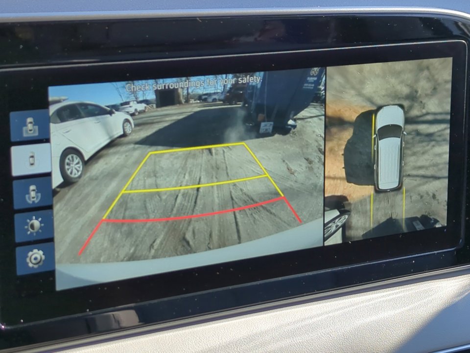 Used 2021 Hyundai Palisade Limited image 16