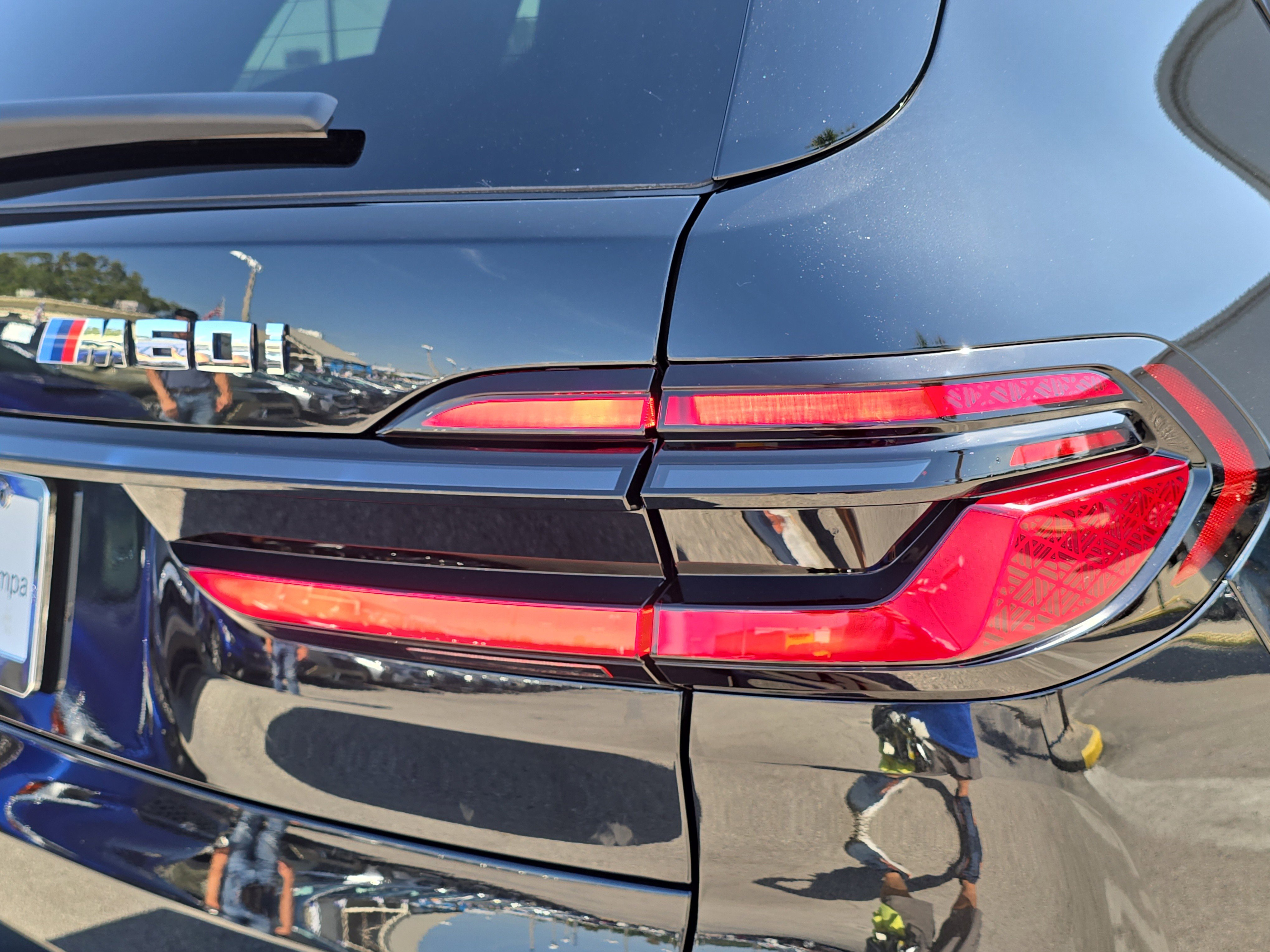 New 2026 BMW X7 M60i image 8