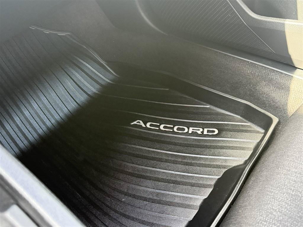 Used 2024 Honda Accord EX image 27