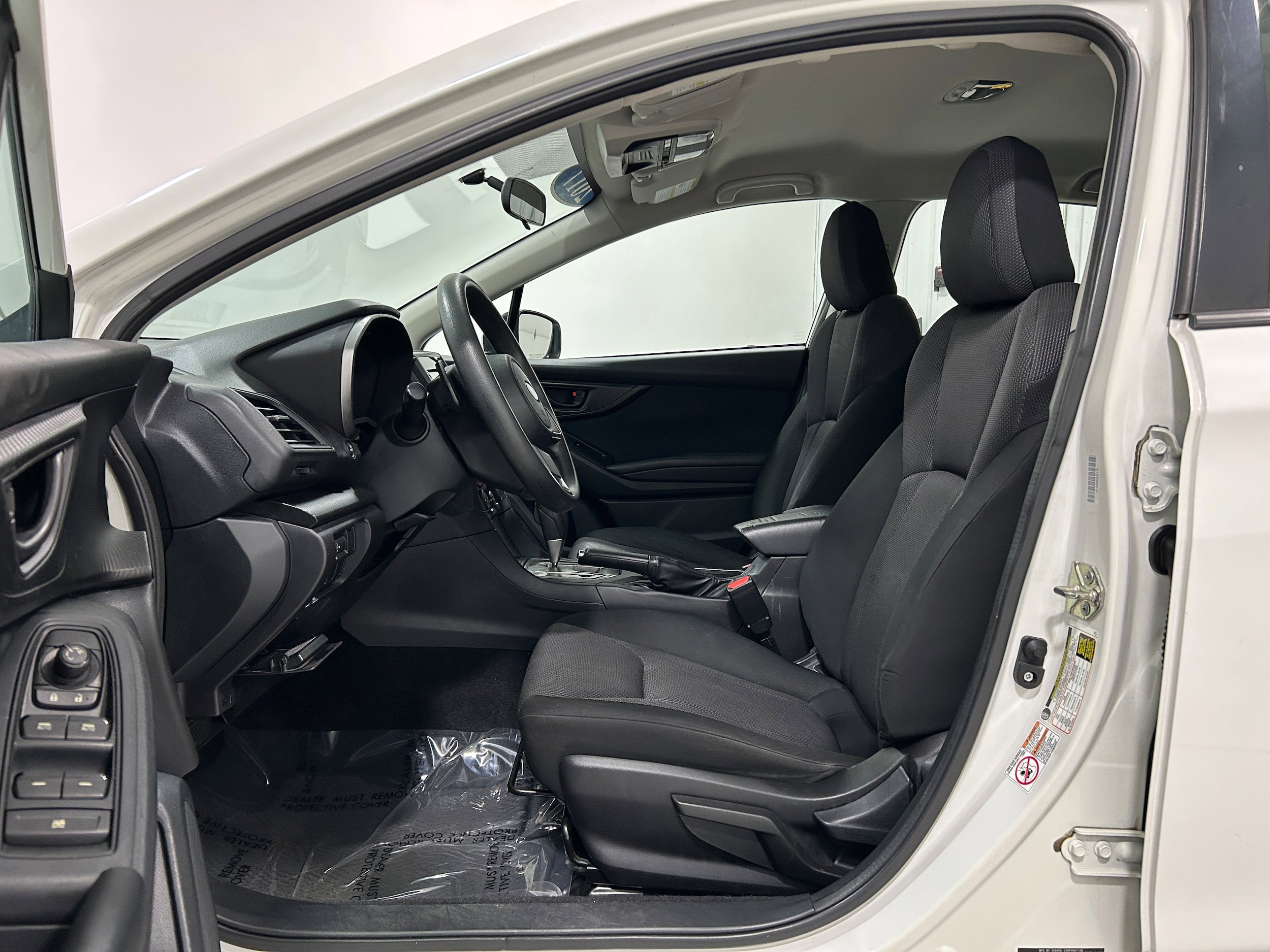 Used 2017 Subaru Impreza 2.0i Premium AWD/4WD image 4