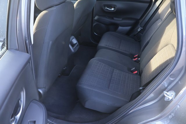 Certified 2025 Honda HR-V LX image 17