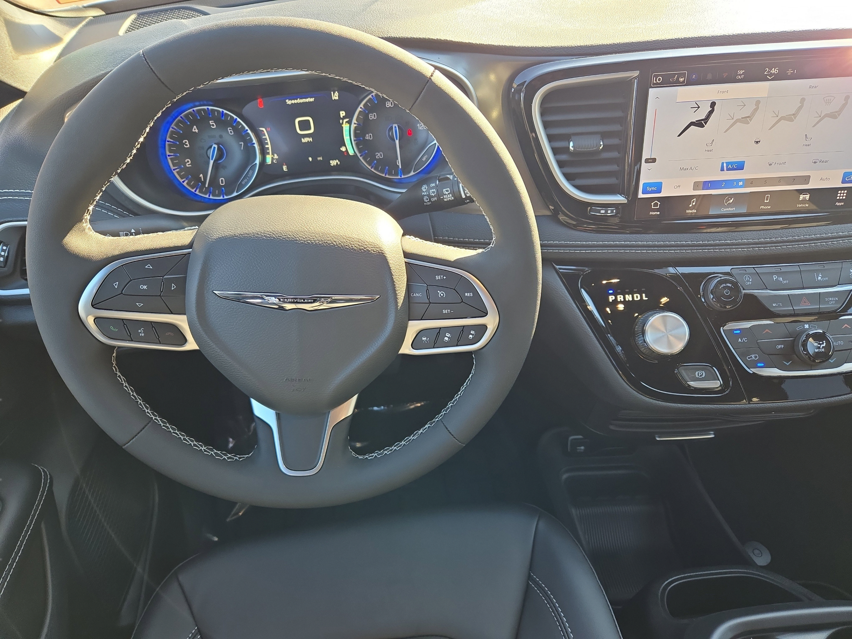 New 2026 Chrysler Pacifica Select FWD image 11