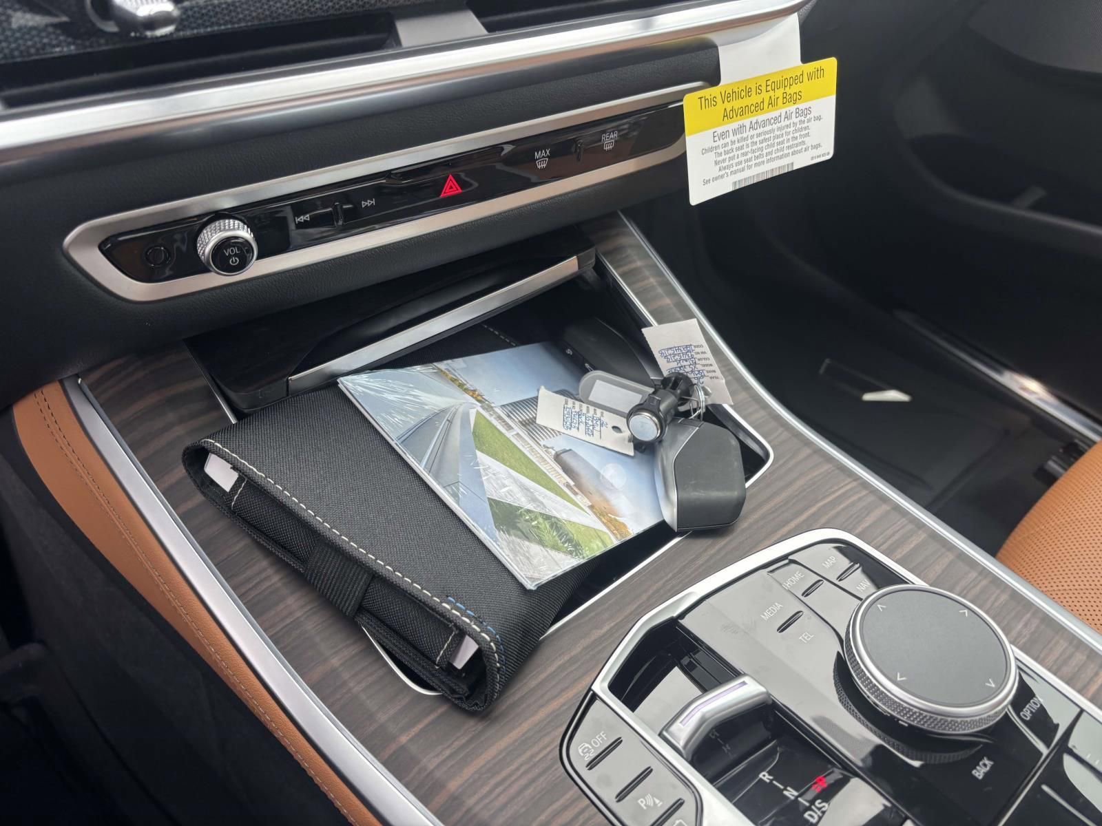 New 2026 BMW X5 xDrive50e w/ M Sport Package image 23