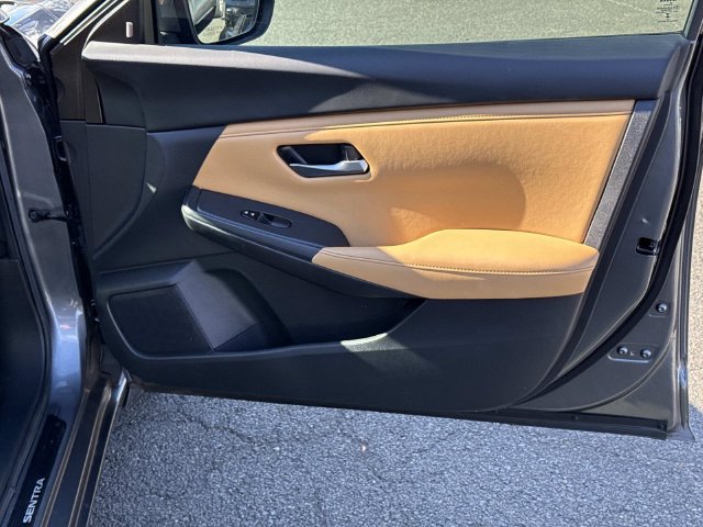 Used 2022 Nissan Sentra SV w/ SV Premium Package FWD image 8
