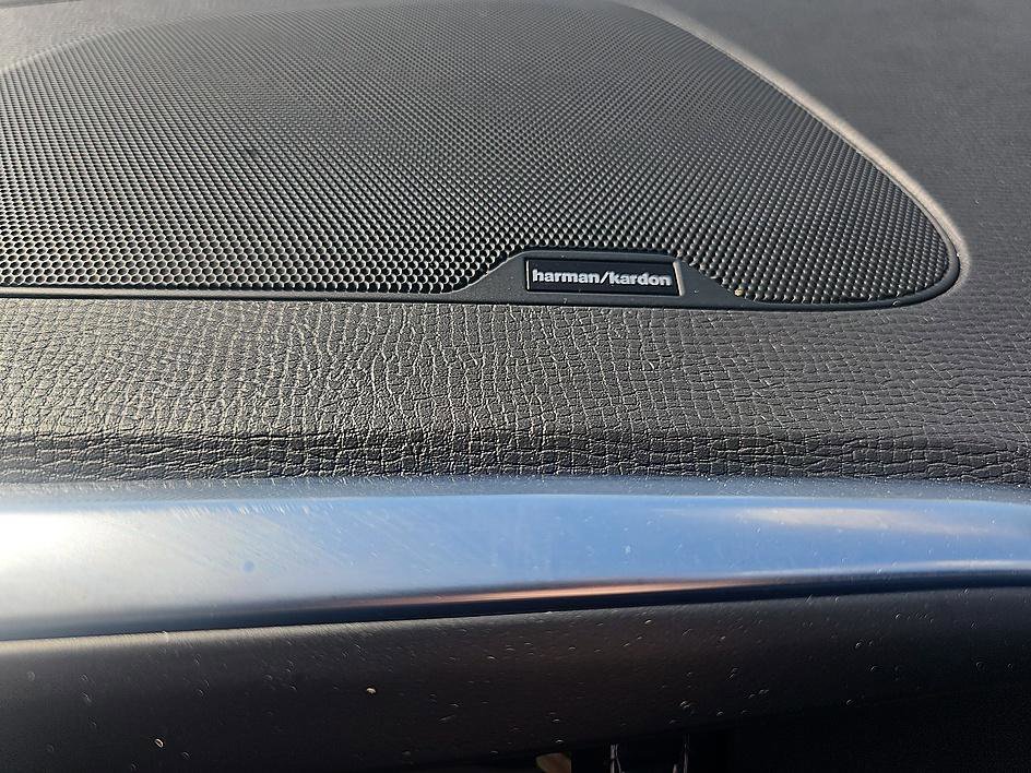 Used 2017 Volvo XC60 T5 Inscription w/ Advanced Package image 27