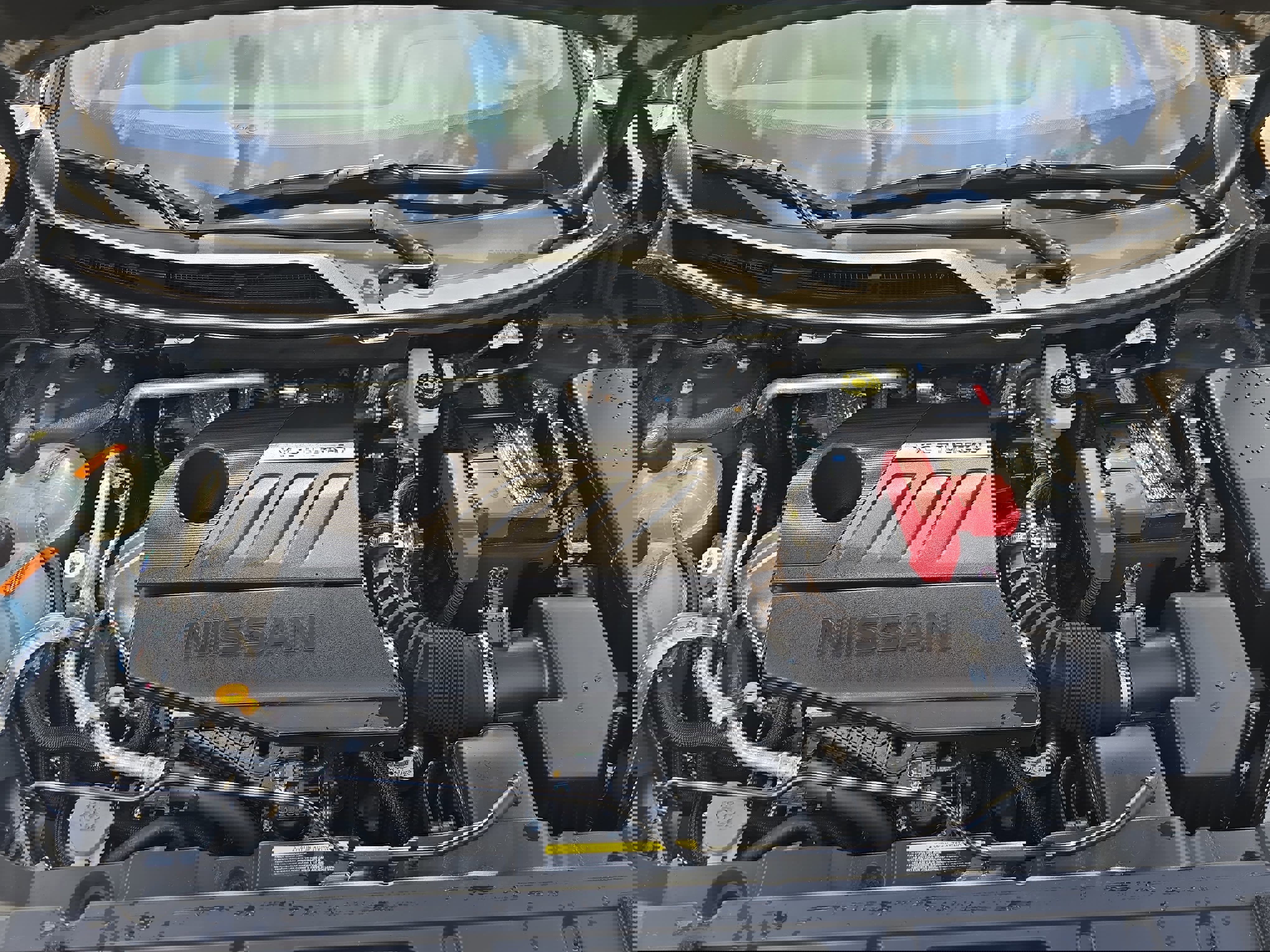 Used 2025 Nissan Rogue SV image 32