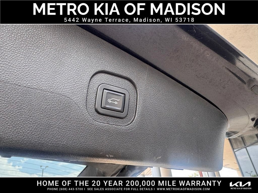 Used 2014 Chevrolet Equinox LTZ AWD/4WD image 26