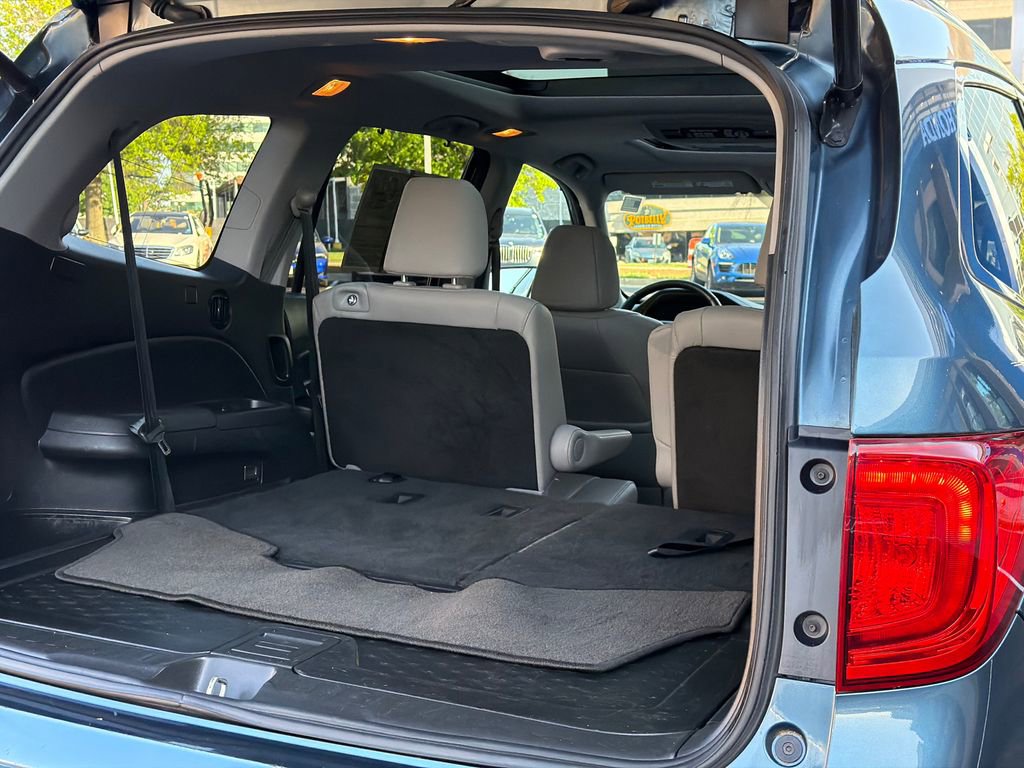 Used 2016 Honda Pilot Elite image 8