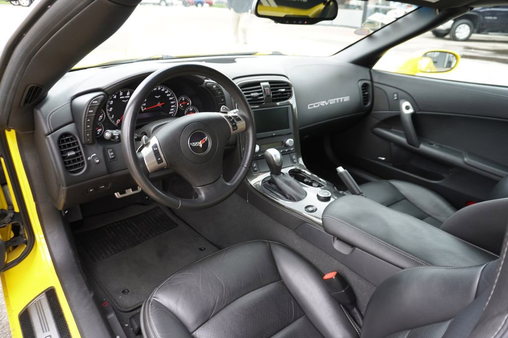 Used 2011 Chevrolet Corvette Grand Sport w/ Preferred Equipment Group image 4