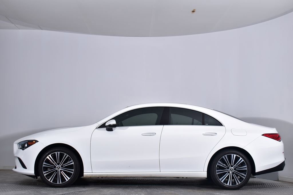 Used 2023 Mercedes-Benz CLA 250 4MATIC image 2