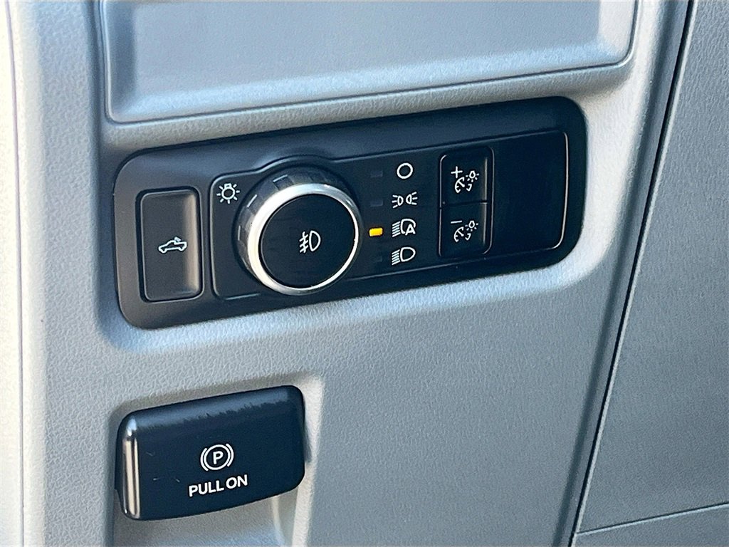 Used 2023 Ford F150 XL w/ Trailer Tow Package image 10