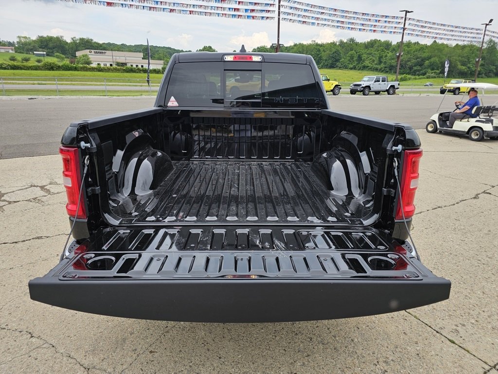 New 2025 RAM 1500 Laramie image 17